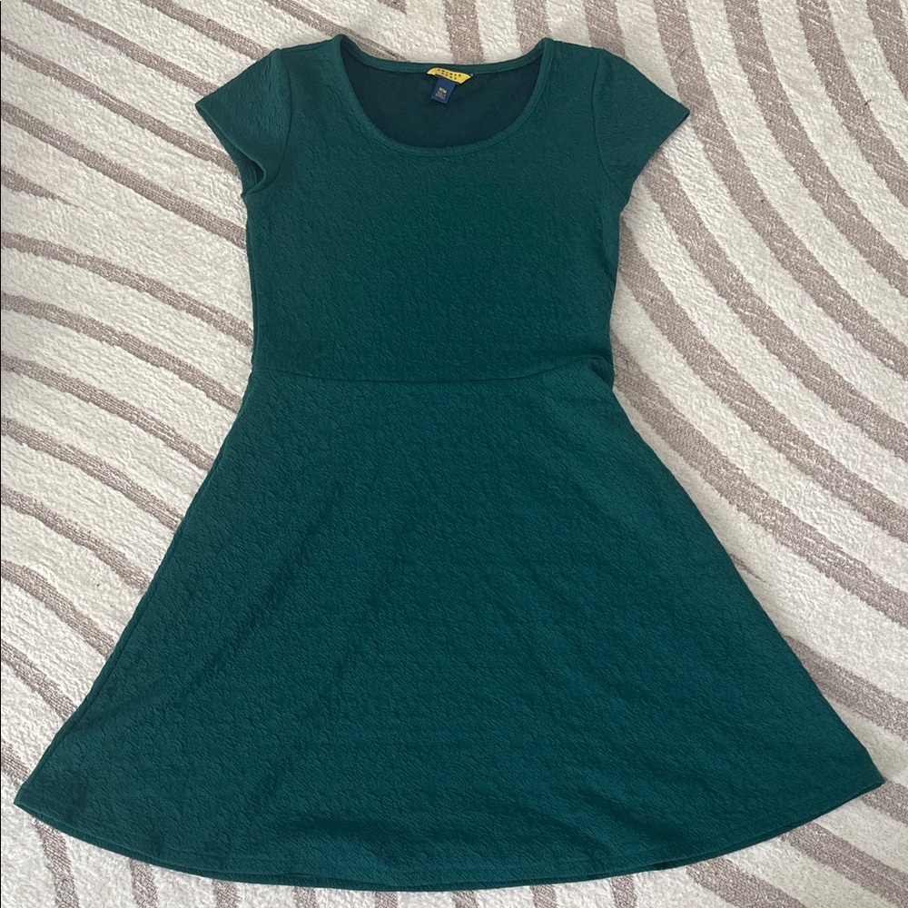Elegant Emerald Green Junior’s Dress
